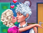 Play Free Frozen High School Crush