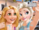 Play Free Princesses Selfie Time